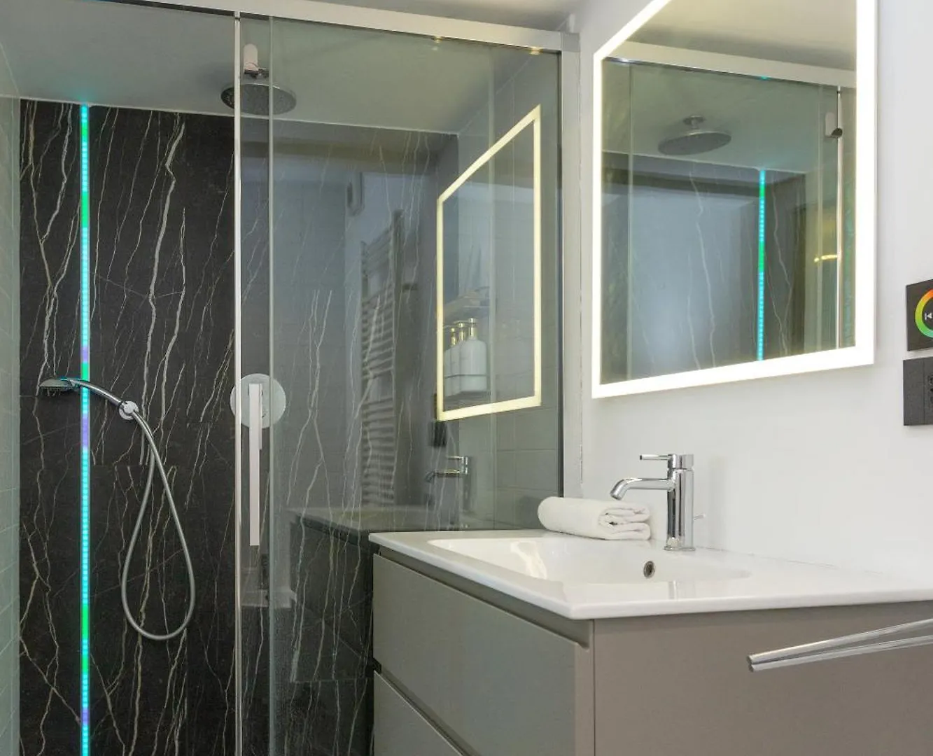 Apartament Luxury Design Studio Clefi Mediolan